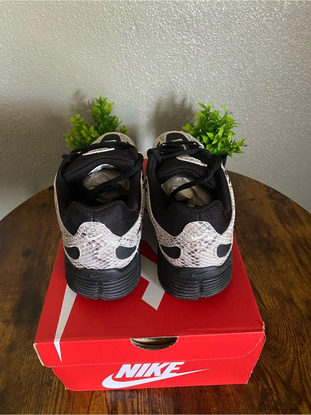 New SPECIAL EDITION Nike P-6000 Snakeskin